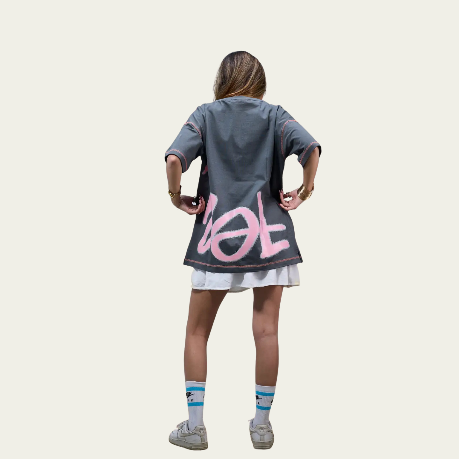 Ninety’s gray t-shirt