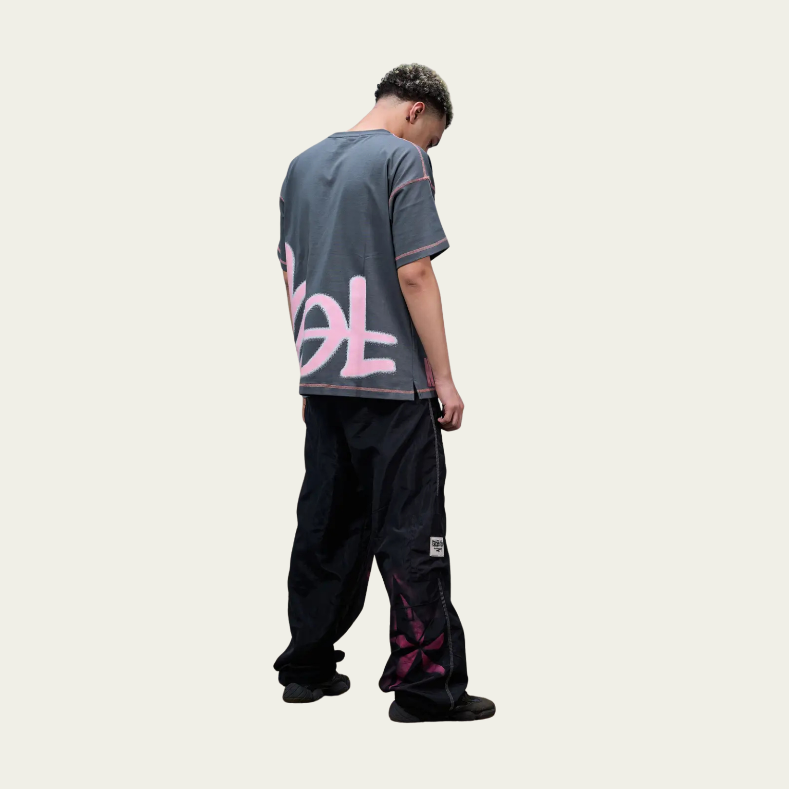 Ninety’s gray t-shirt